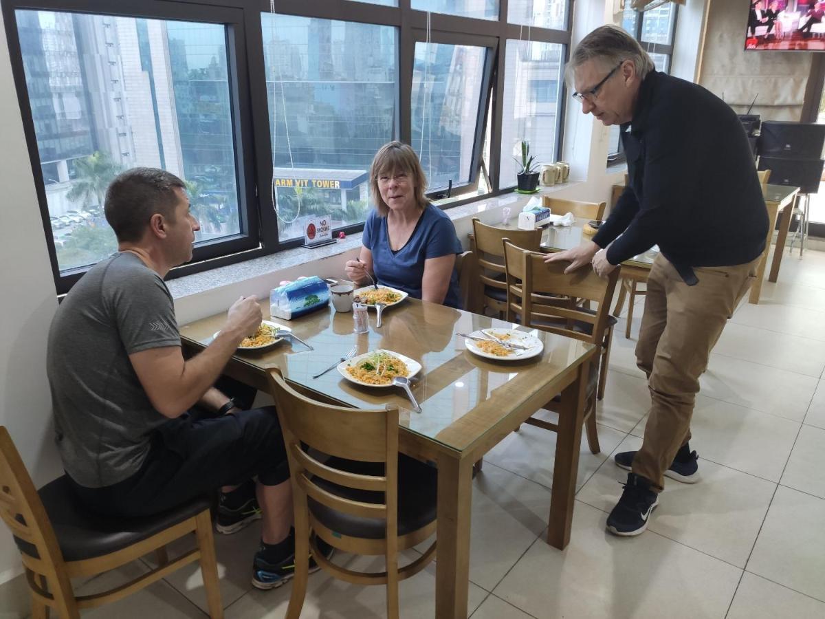 Busan Hotel Ханой Экстерьер фото